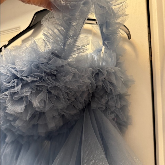 Elegant Dreamy Princess Dusty Blue Tulle Off-Shoulder Maternity Photoshoot Dress - Picture 10 of 16